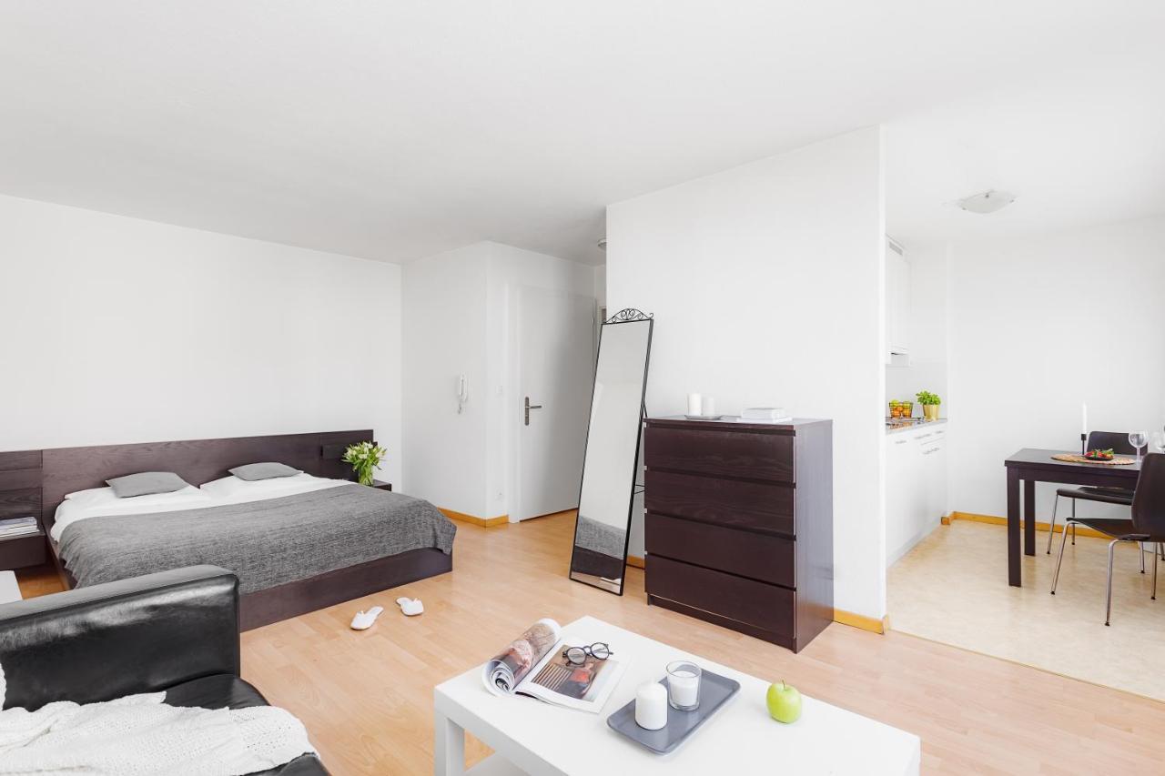 チューリッヒSwiss Star Oerlikon Districtアパートメント エクステリア 写真